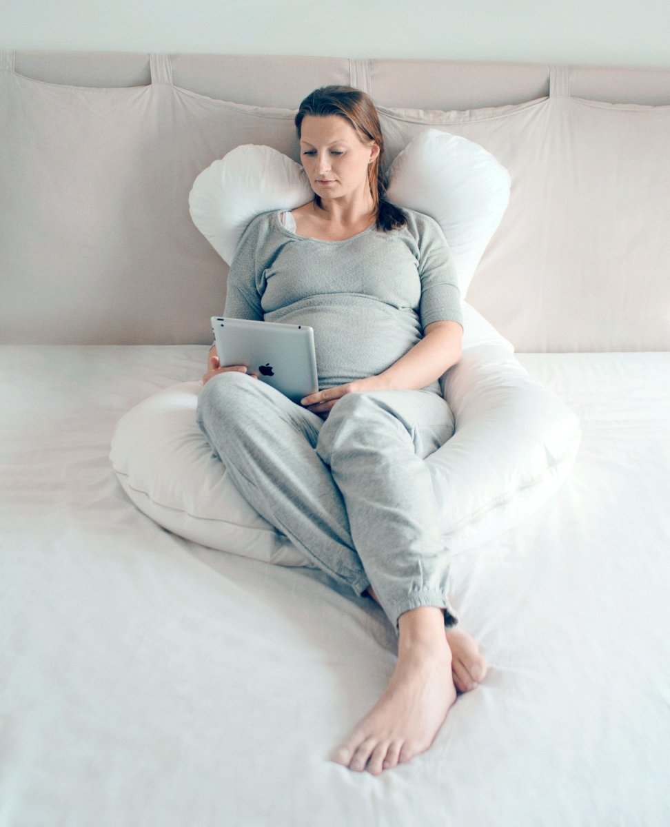 Fossflakes Comfort-U pude (superior senior) inklusiv hvidt betræk i bomuldssatin#FossflakesPillowBuump