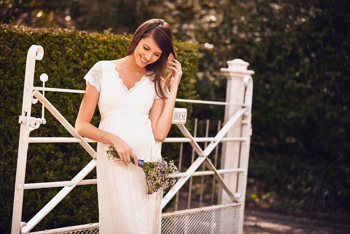 Laura brudekjole til gravid (elfenbensfarvet)#Tiffany RoseWedding dressBuump