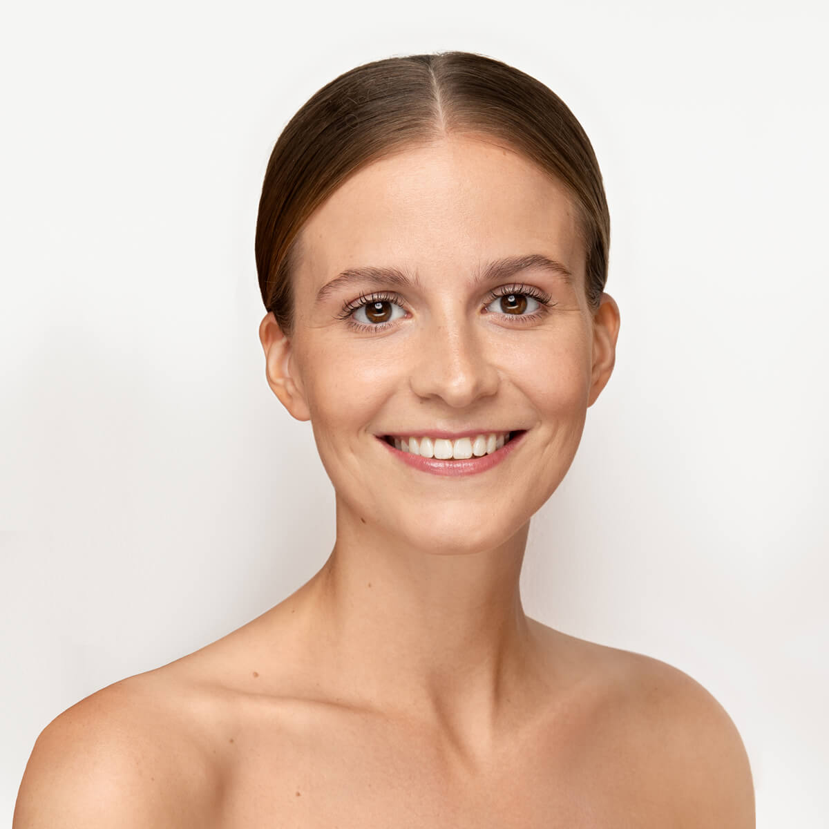 Lavinde Copenhagen NATURAL GLOW Liquid Foundation Sand (203) 30ml - Buump - Cosmetics - Lavinde Copenhagen