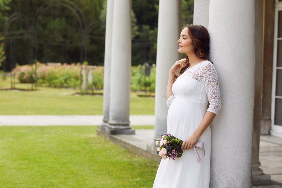 Lucia brudekjole til gravid fra Tiffany Rose (elfenbensfarvet)#Tiffany RoseWedding dressBuump