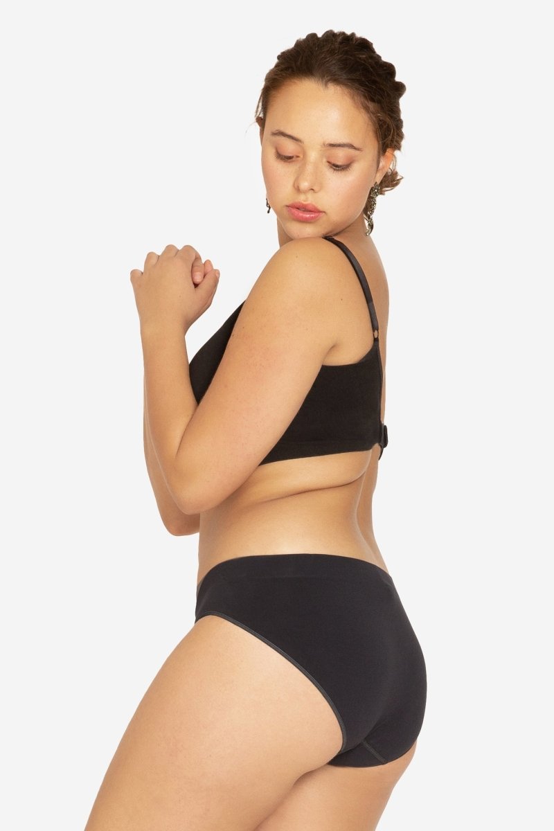 Milker Billie ventetrusser i blød økologisk bambus, sort - Buump - Lingerie - Milker