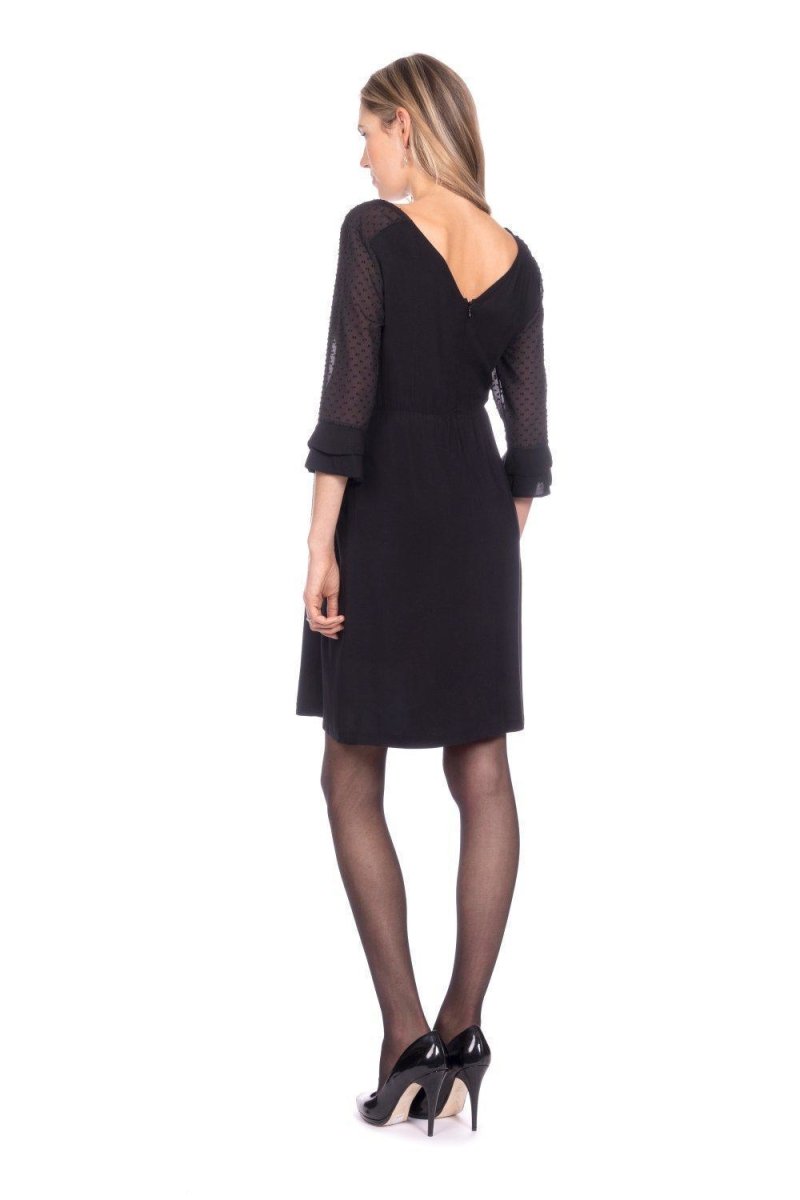 Nicolette Sheer Dot Detail kjole til gravid fra Seraphine#SeraphineDressBuump